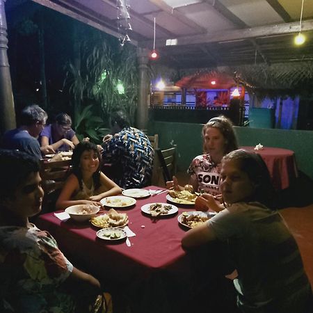 Sunrise Guest House & Restaurant Tangalle Kültér fotó